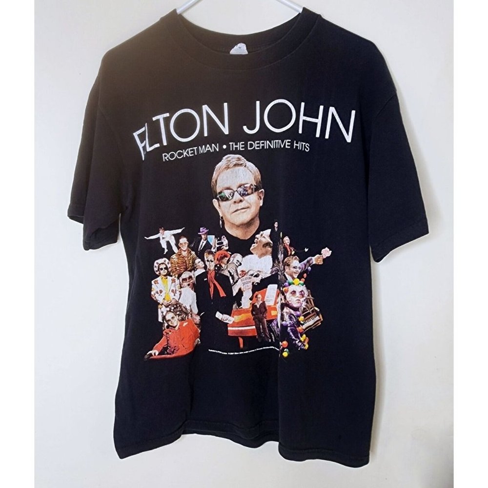 2008 Elton John Rocket Man Definitive Hits Sz M Concert Tour T-Shirt